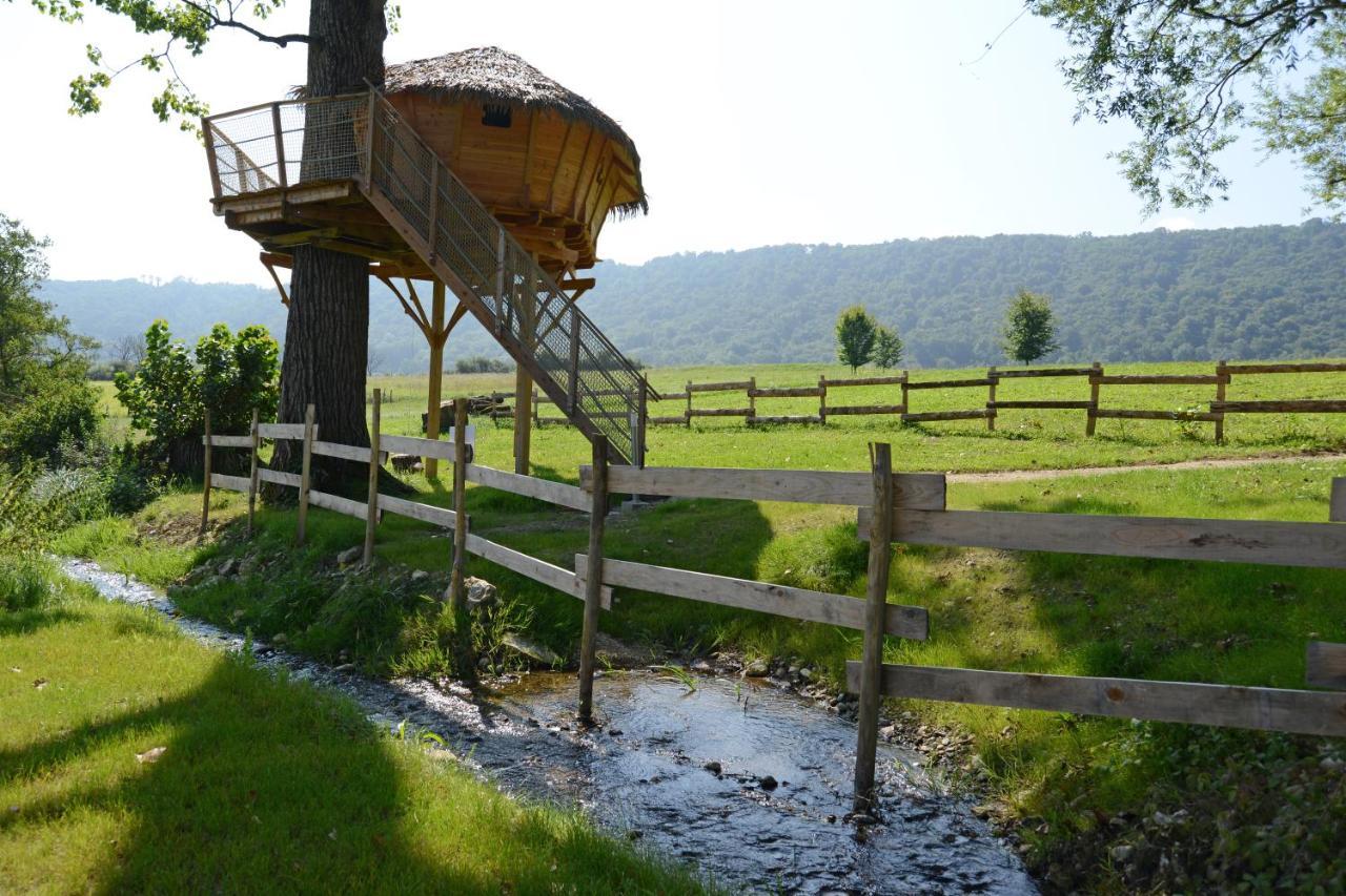 Domaine De Suzel Hotell Vignieu Exteriör bild