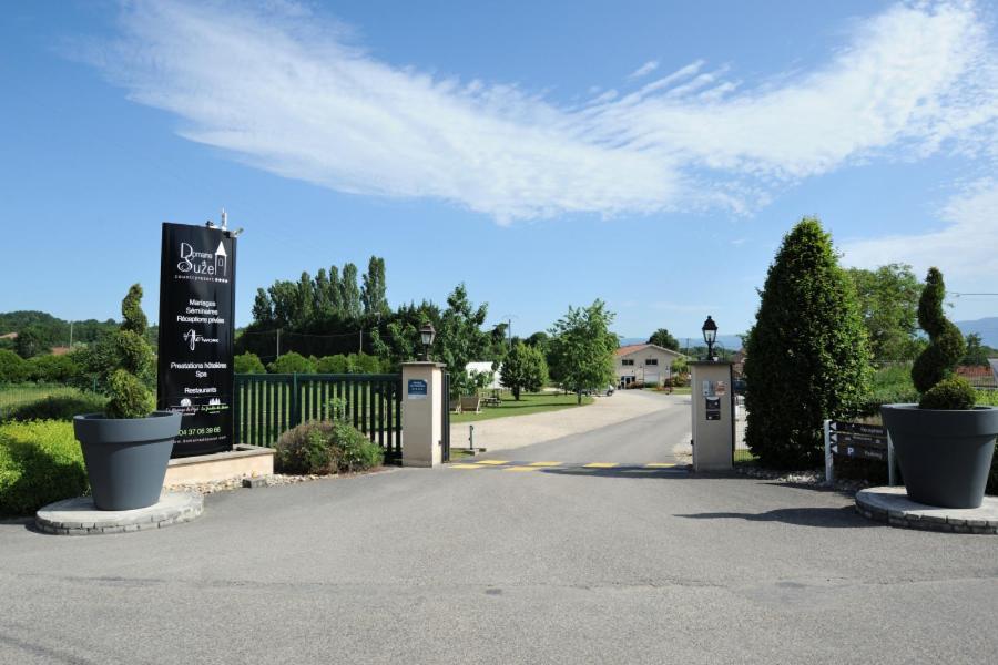 Domaine De Suzel Hotell Vignieu Exteriör bild