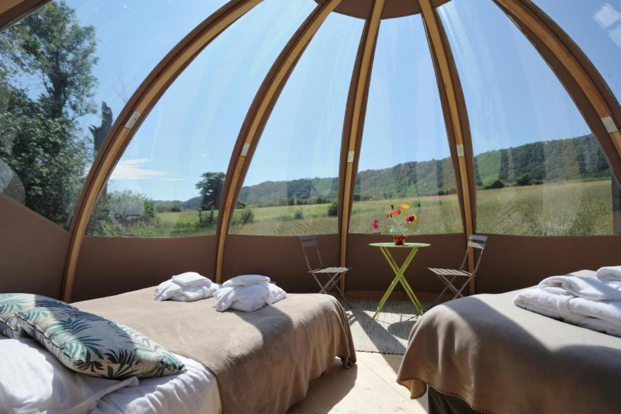Domaine De Suzel Hotell Vignieu Exteriör bild